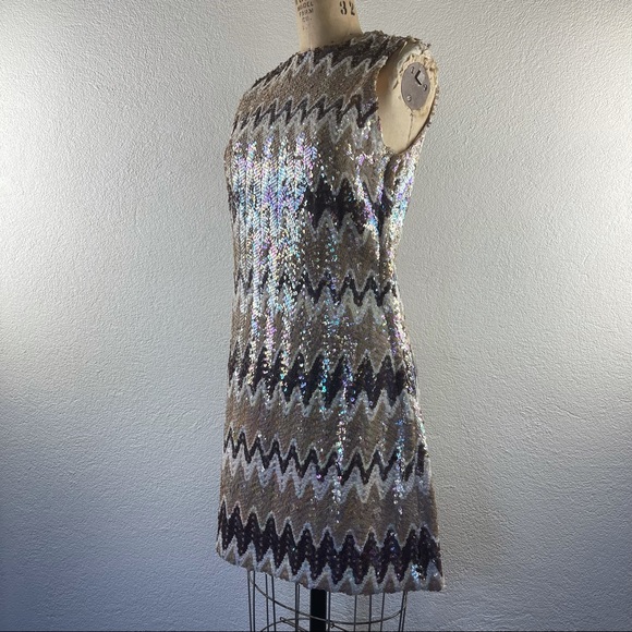 Vintage l 60s S Iridescent Sequin A-Line Twiggy Scooter Vespa MCM Mod Mini Dress - Picture 4 of 15